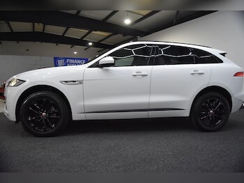 Used Jaguar F-Pace 2017 for sale - 77592502: Photo