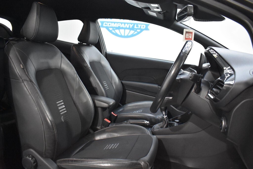 Used Ford Fiesta 2018 for sale - 77186561: Photo 30