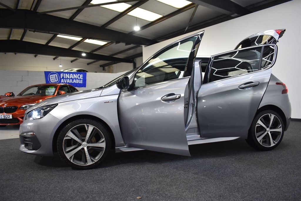 Used Peugeot 308 2018 for sale - 77653391: Photo 12