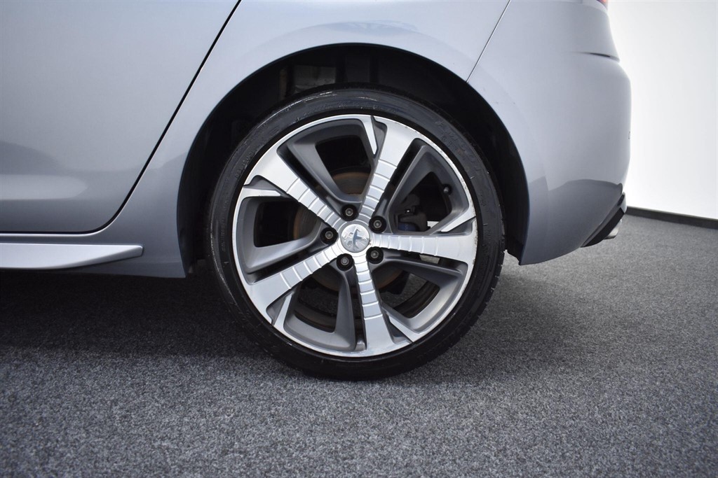 Used Peugeot 308 2018 for sale - 77653391: Photo 19