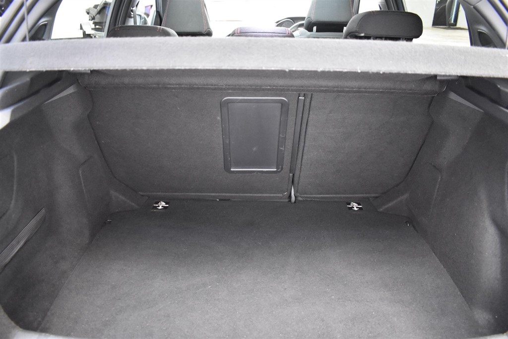 Used Peugeot 308 2018 for sale - 77653391: Photo 24