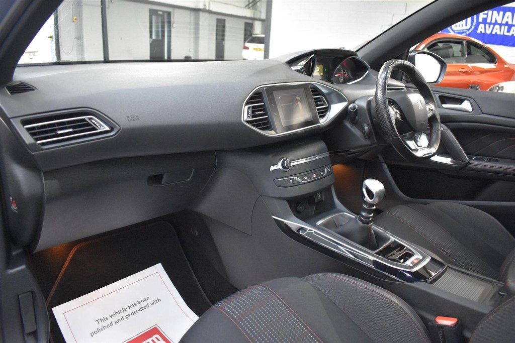 Used Peugeot 308 2018 for sale - 77653391: Photo 32