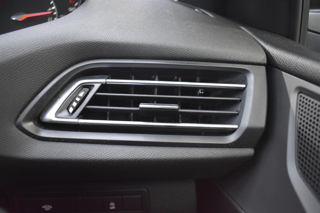 Used Peugeot 308 2018 for sale - 77653391: Photo 53