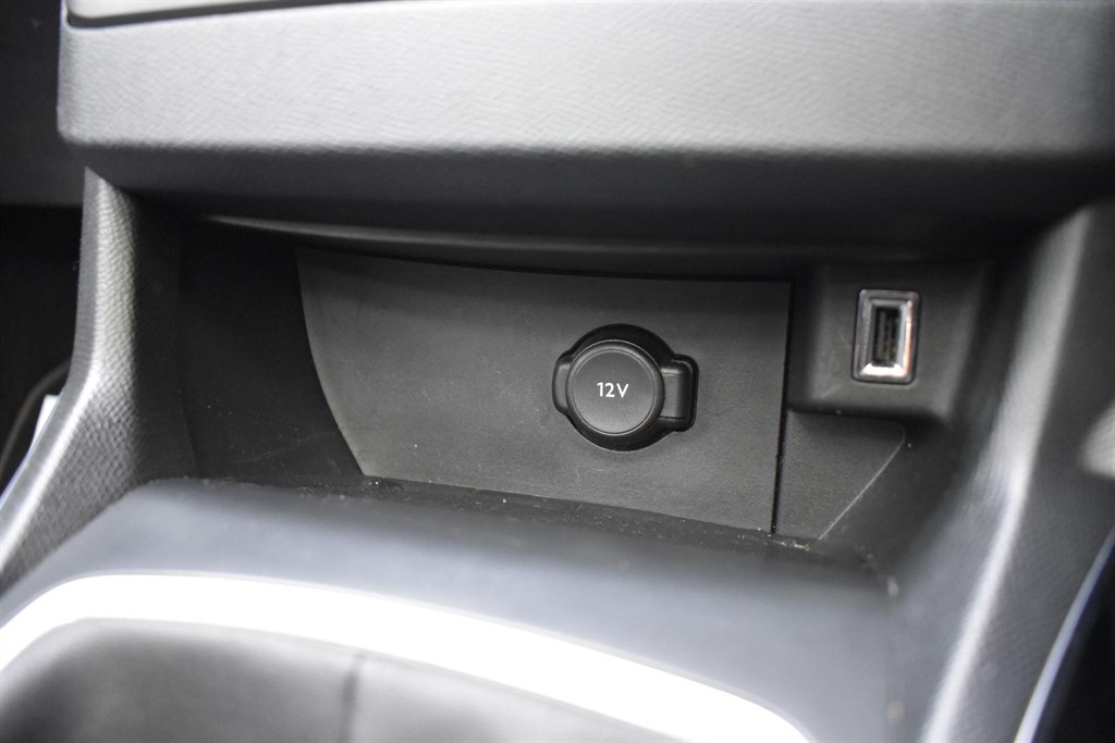 Used Peugeot 308 2018 for sale - 77653391: Photo 56