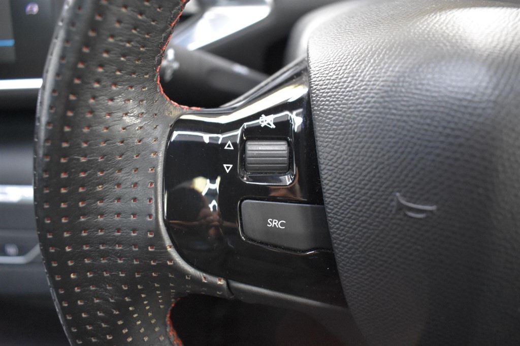 Used Peugeot 308 2018 for sale - 77653391: Photo 64