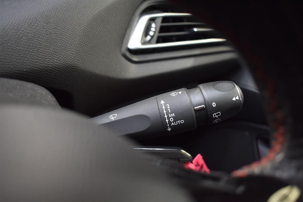 Used Peugeot 308 2018 for sale - 77653391: Photo 67