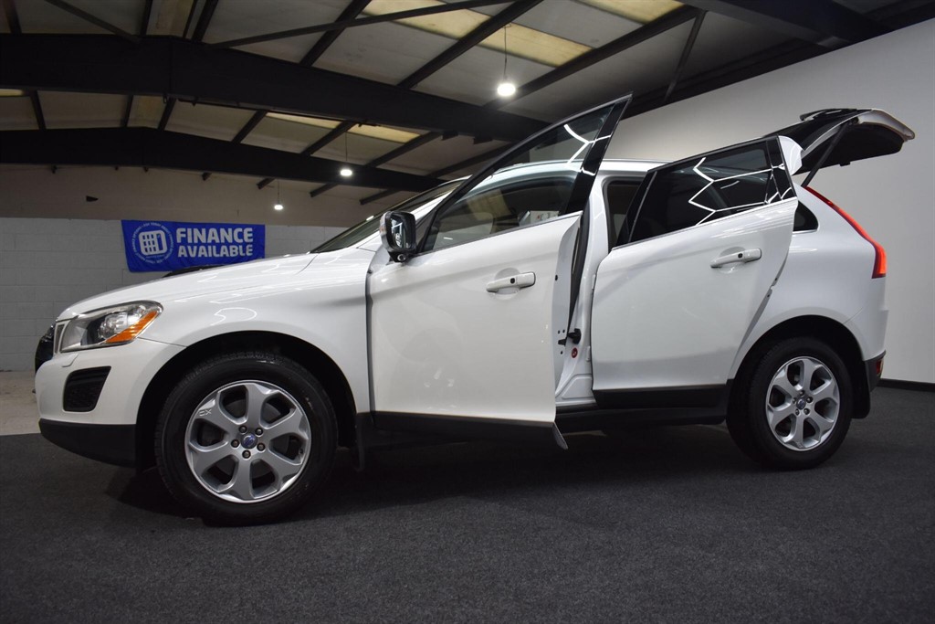 Used Volvo XC60 2012 for sale - 77414203: Photo 12