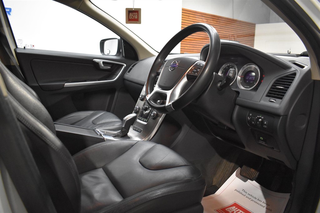 Used Volvo XC60 2012 for sale - 77414203: Photo 33