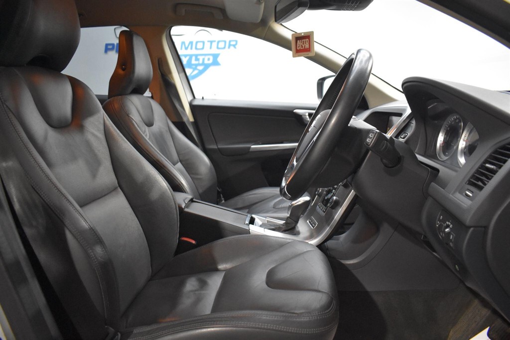 Used Volvo XC60 2012 for sale - 77414203: Photo 34