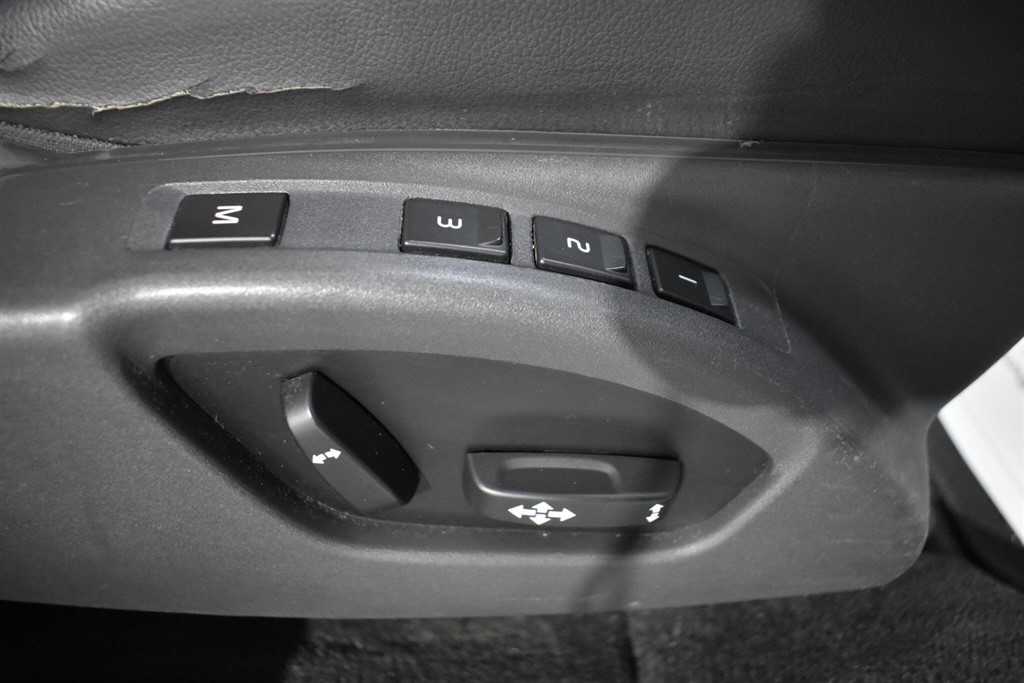 Used Volvo XC60 2012 for sale - 77414203: Photo 36