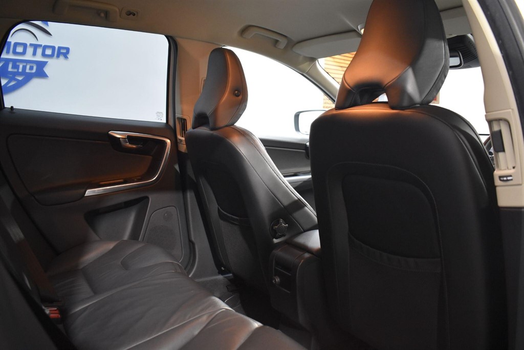 Used Volvo XC60 2012 for sale - 77414203: Photo 43