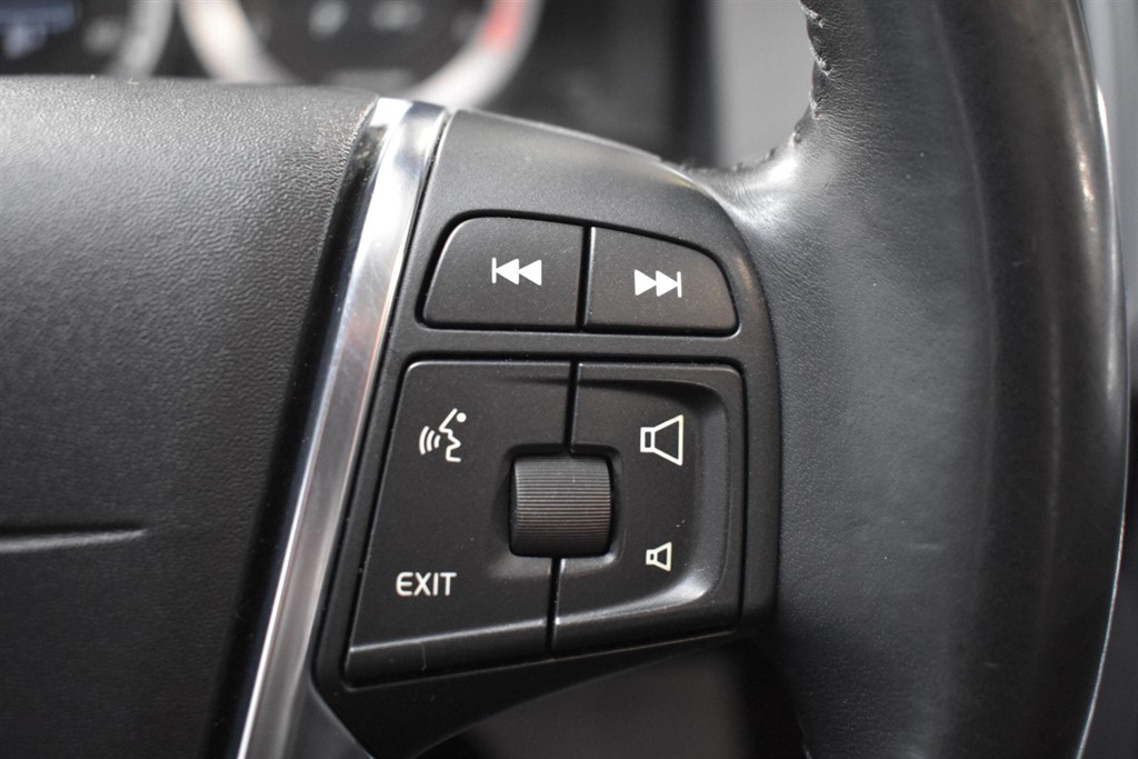 Used Volvo XC60 2012 for sale - 77414203: Photo 73