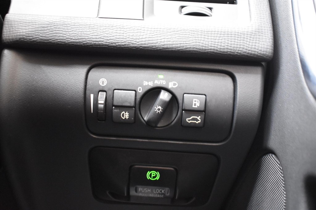 Used Volvo XC60 2012 for sale - 77414203: Photo 75