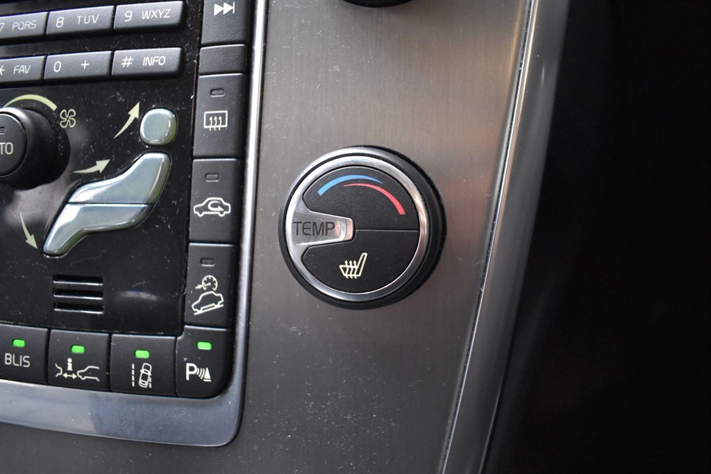 Used Volvo XC60 2012 for sale - 77414203: Photo 77