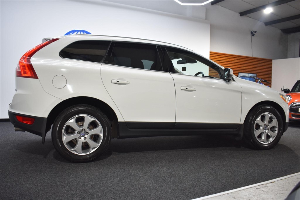 Used Volvo XC60 2012 for sale - 77414203: Photo 8