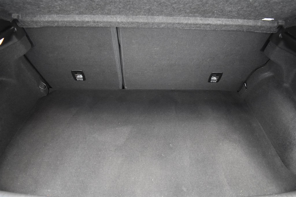 Used Renault Megane 2019 for sale - 77975703: Photo 25