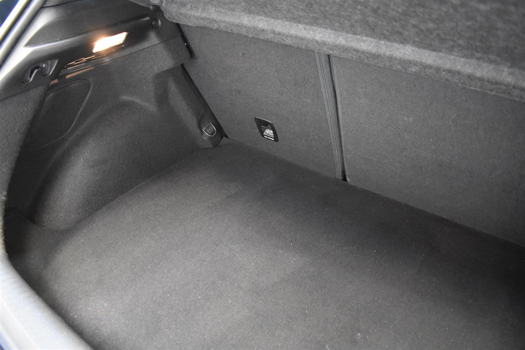 Used Renault Megane 2019 for sale - 77975703: Photo 26