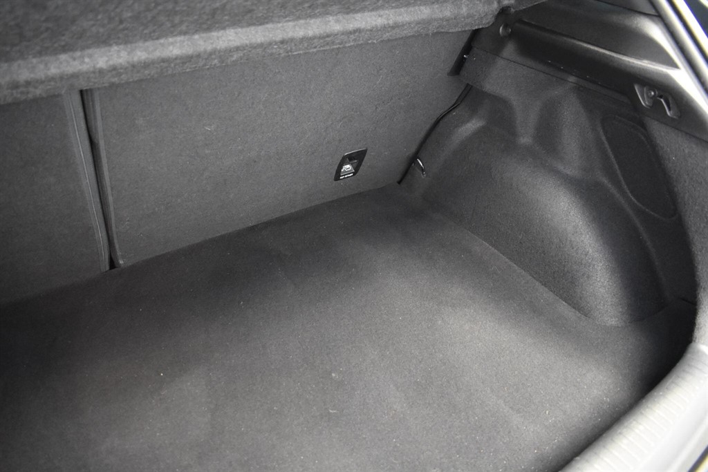 Used Renault Megane 2019 for sale - 77975703: Photo 27