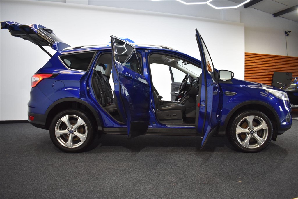 Used Ford Kuga 2017 for sale - 77013230: Photo 16