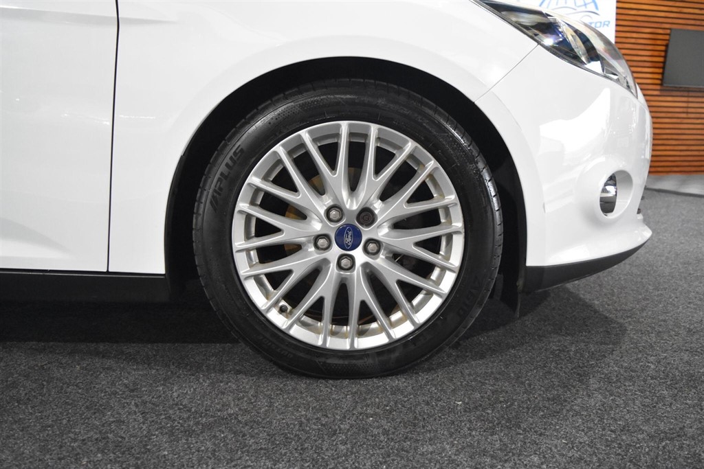 Used Ford Focus 2012 for sale - 77877907: Photo 17