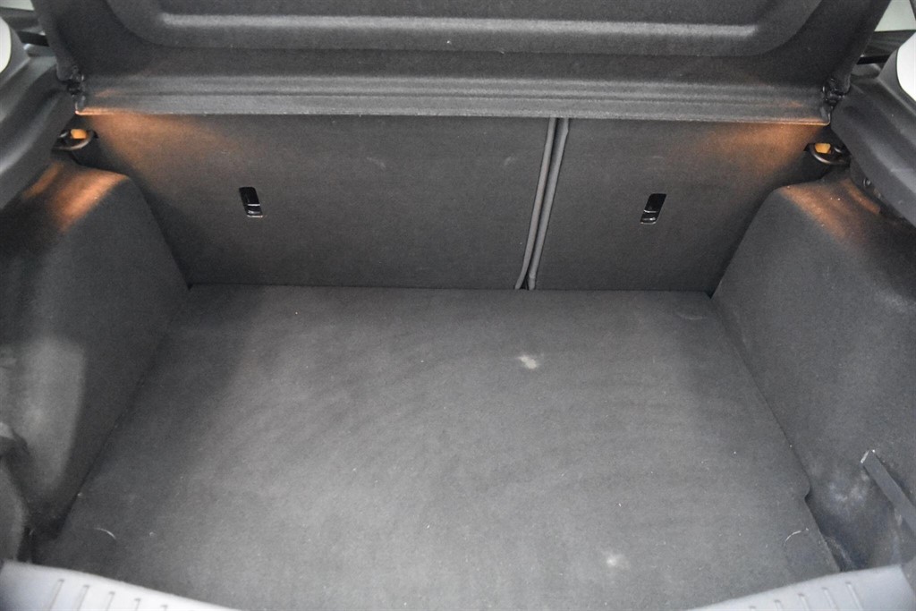 Used Ford Focus 2012 for sale - 77877907: Photo 23