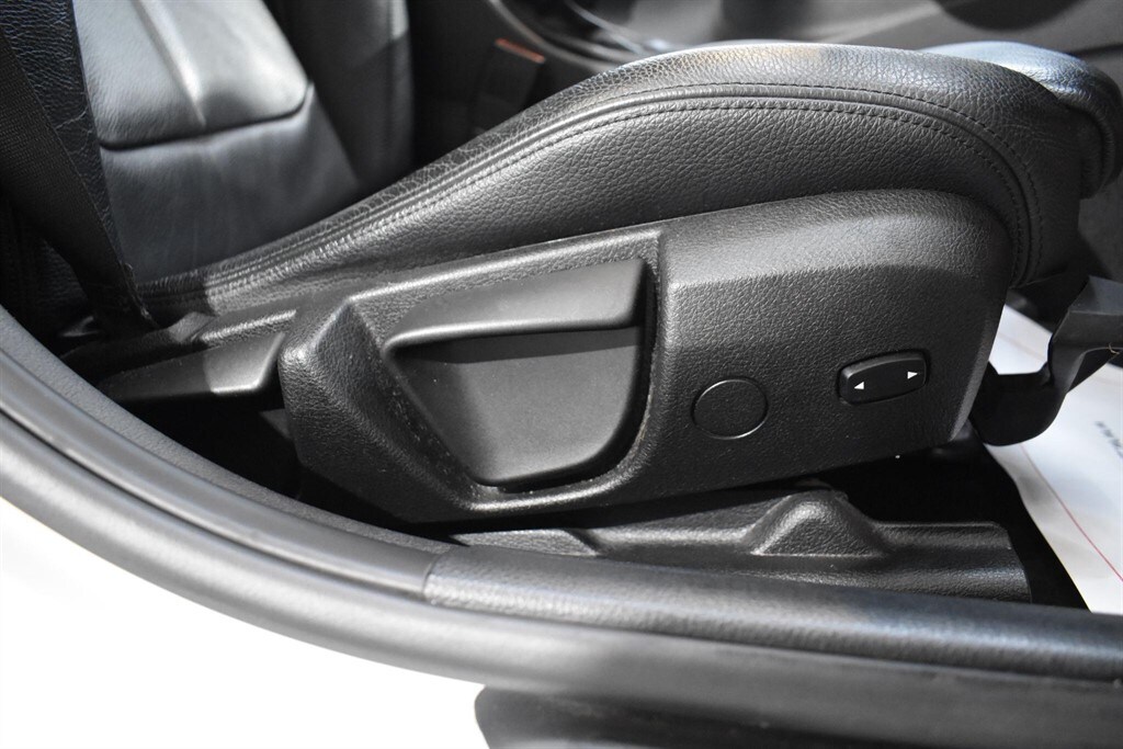 Used BMW 3 Series 2016 for sale - 77193791: Photo 33