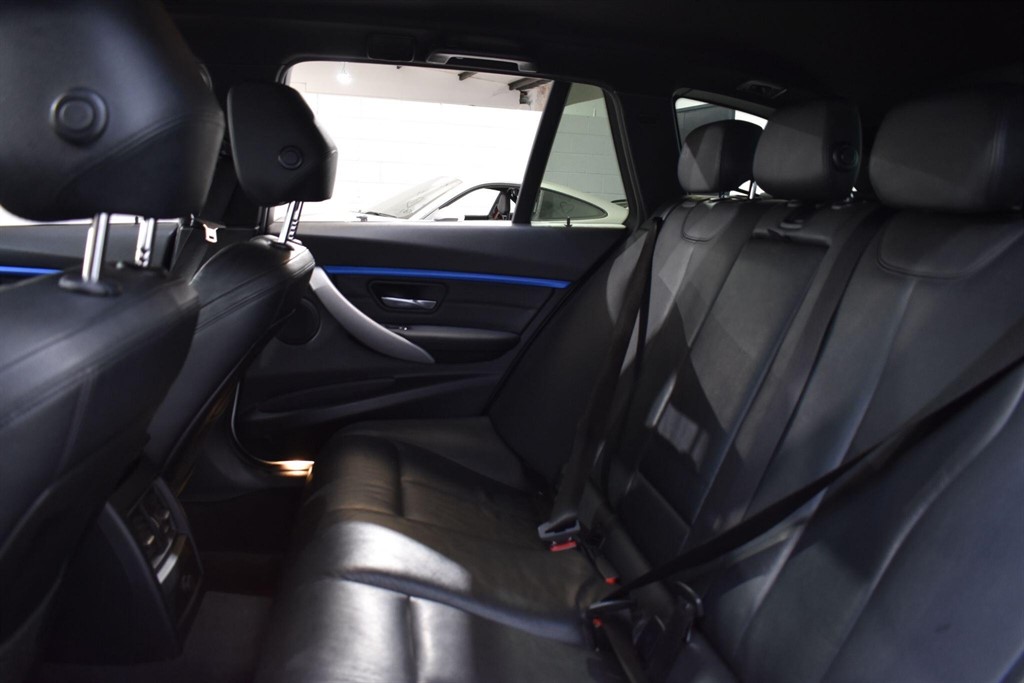 Used BMW 3 Series 2016 for sale - 77193791: Photo 38