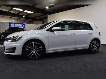 Used Volkswagen Golf 2015 for sale - 78748327: Photo