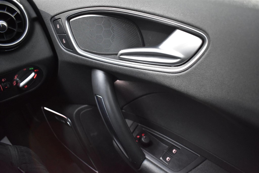 Used Audi A1 2014 for sale - 77261967: Photo 48