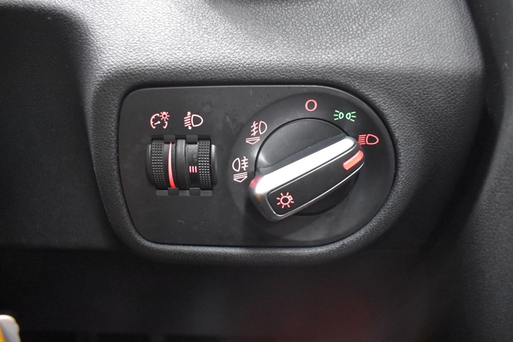 Used Audi A1 2014 for sale - 77261967: Photo 49