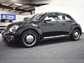 Used Volkswagen Beetle 2017 for sale - 78042397: Photo