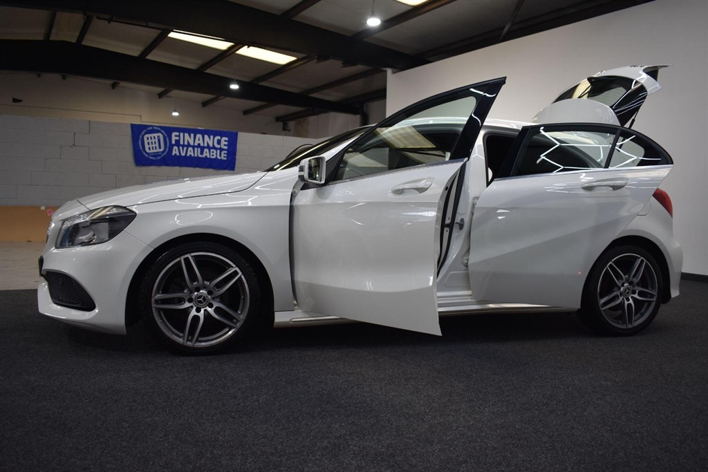 Used Mercedes-Benz A-Class 2017 for sale - 77691200: Photo 12