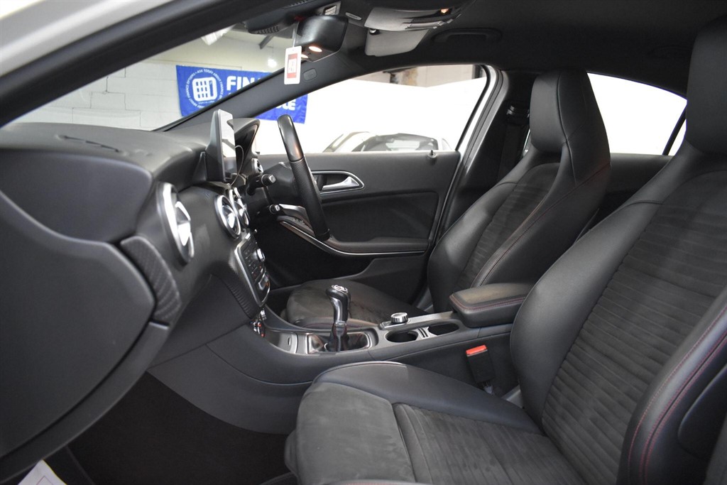 Used Mercedes-Benz A-Class 2017 for sale - 77691200: Photo 34