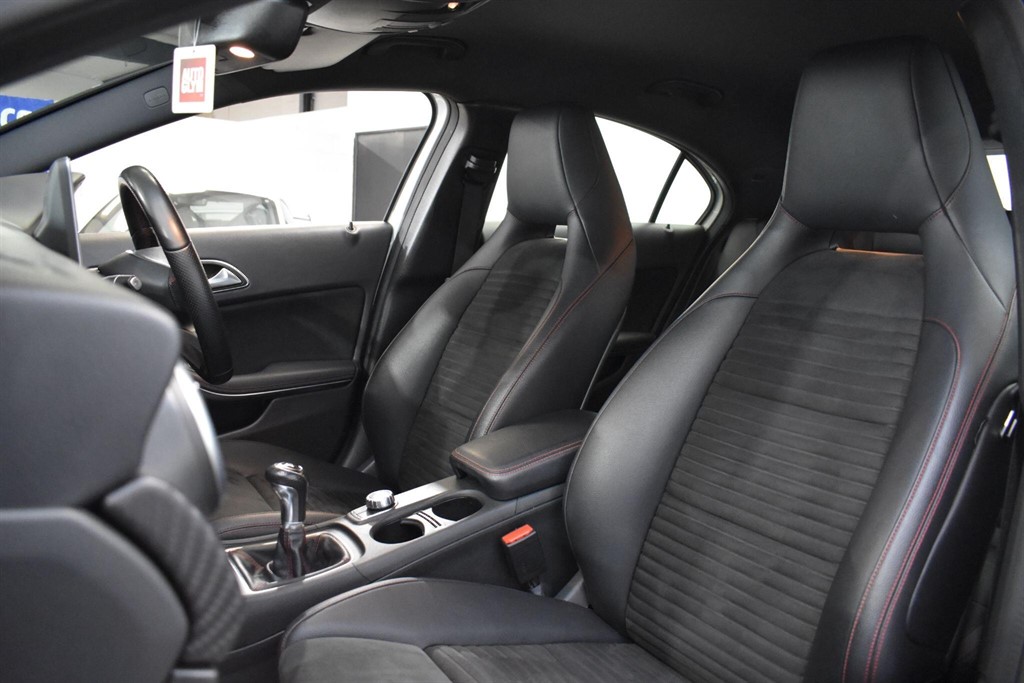 Used Mercedes-Benz A-Class 2017 for sale - 77691200: Photo 35