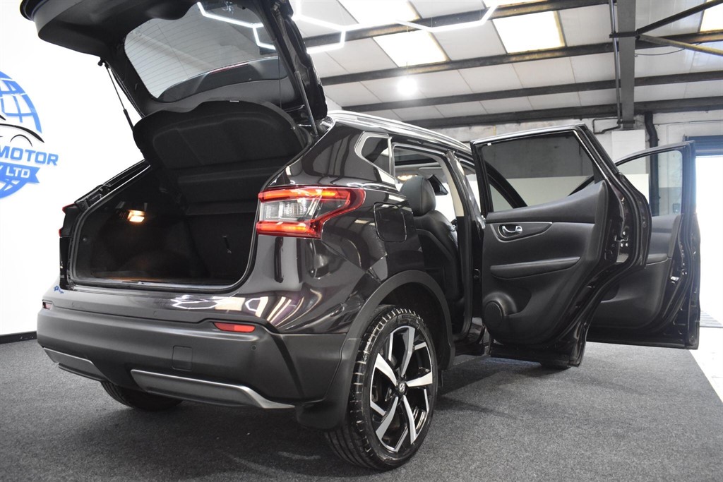 Used Nissan Qashqai 2018 for sale - 77354054: Photo 15