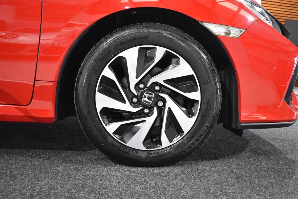 Used Honda Civic 2017 for sale - 77718289: Photo 17