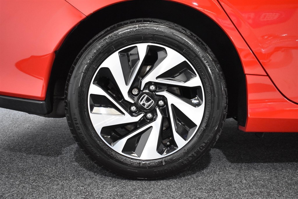 Used Honda Civic 2017 for sale - 77718289: Photo 18