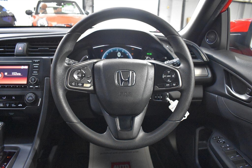 Used Honda Civic 2017 for sale - 77718289: Photo 46