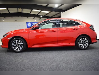 Used Honda Civic 2017 for sale - 77718289: Photo