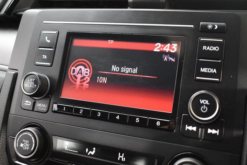 Used Honda Civic 2017 for sale - 77718289: Photo 76