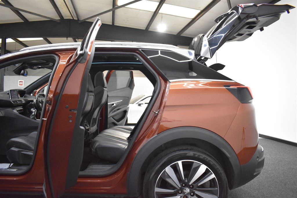 Used Peugeot 3008 2018 for sale - 76709727: Photo 14