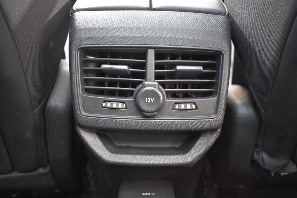 Used Peugeot 3008 2018 for sale - 76709727: Photo 45