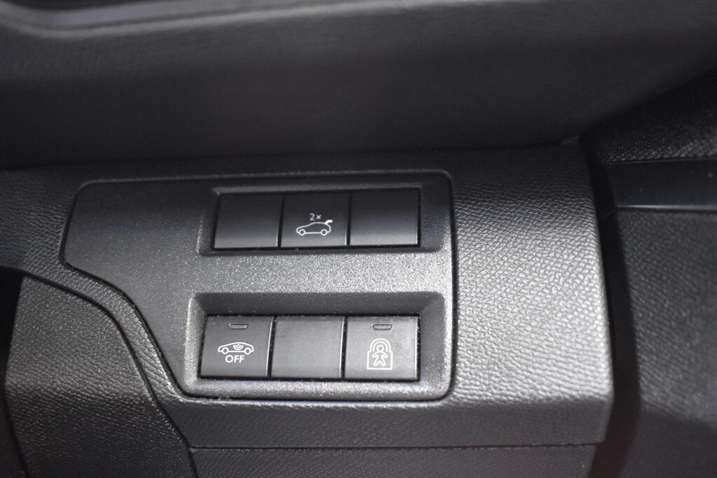 Used Peugeot 3008 2018 for sale - 76709727: Photo 67