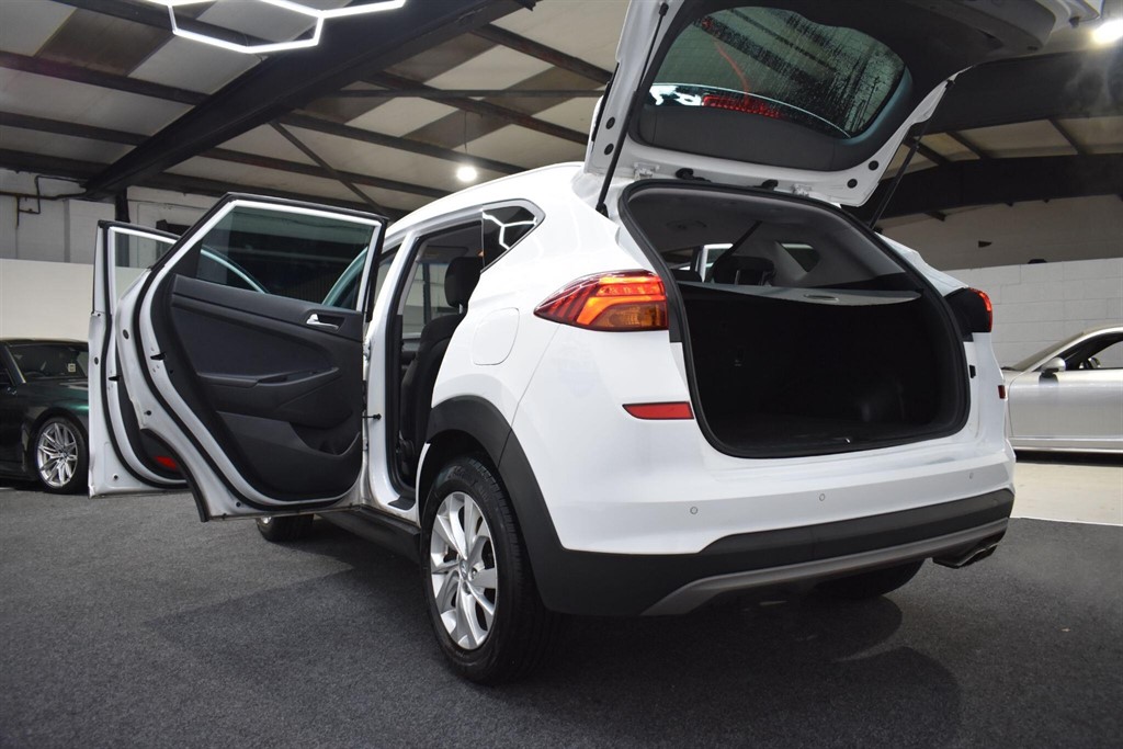 Used Hyundai TUCSON 2018 for sale - 77031689: Photo 13