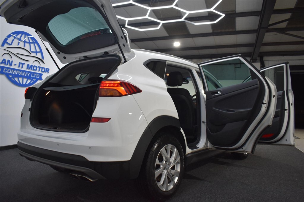 Used Hyundai TUCSON 2018 for sale - 77031689: Photo 15