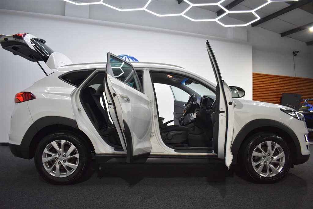 Used Hyundai TUCSON 2018 for sale - 77031689: Photo 16