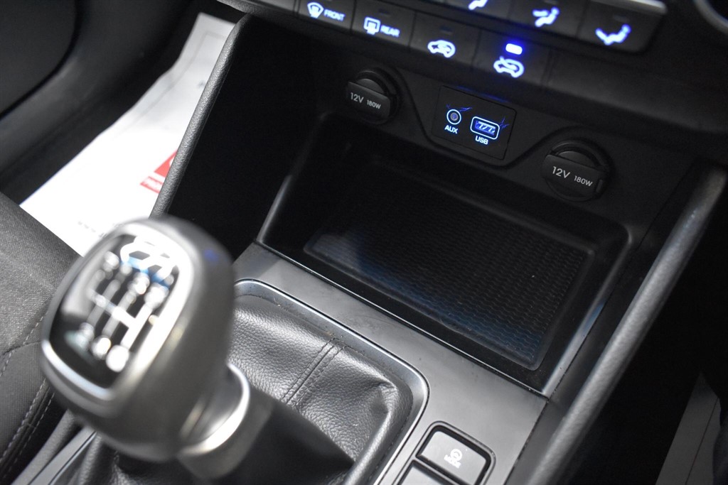 Used Hyundai TUCSON 2018 for sale - 77031689: Photo 59