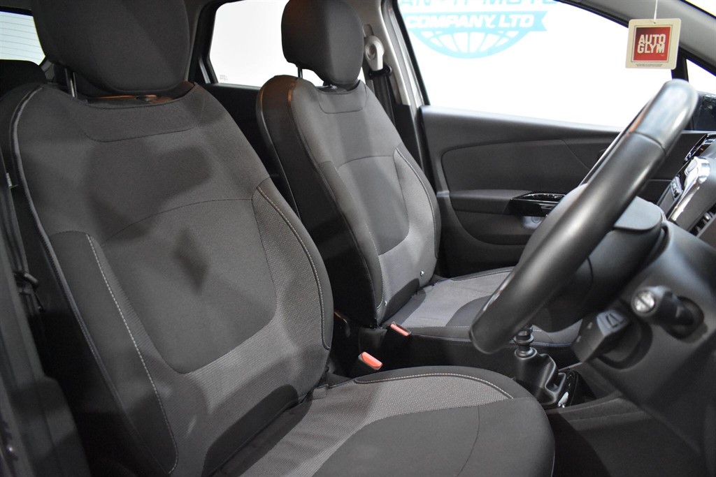 Used Renault Captur 2017 for sale - 77354055: Photo 31