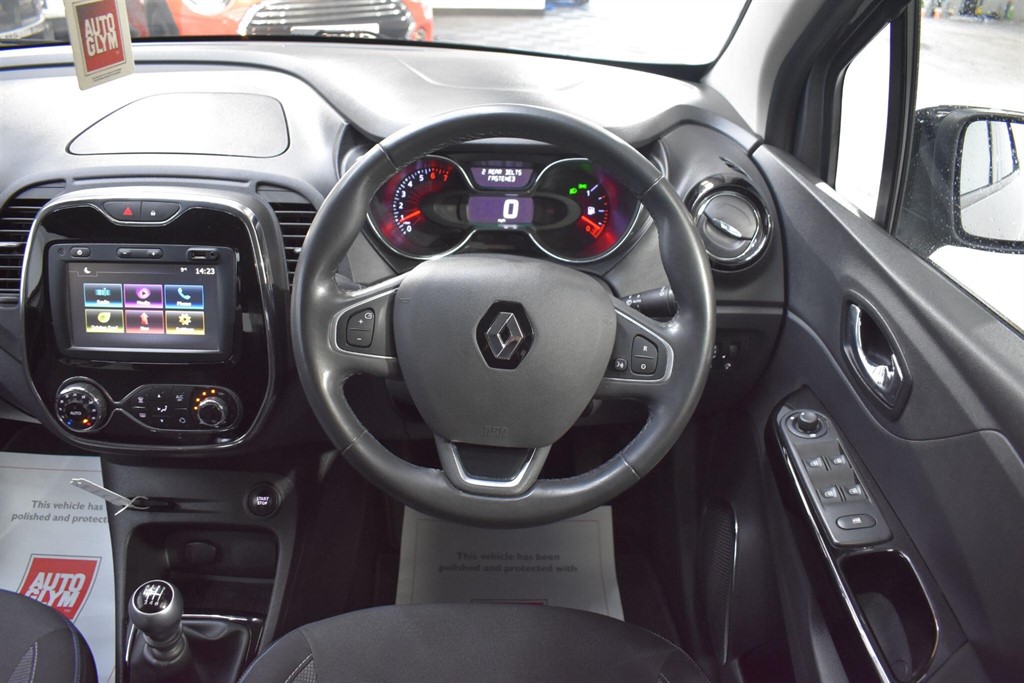Used Renault Captur 2017 for sale - 77354055: Photo 45