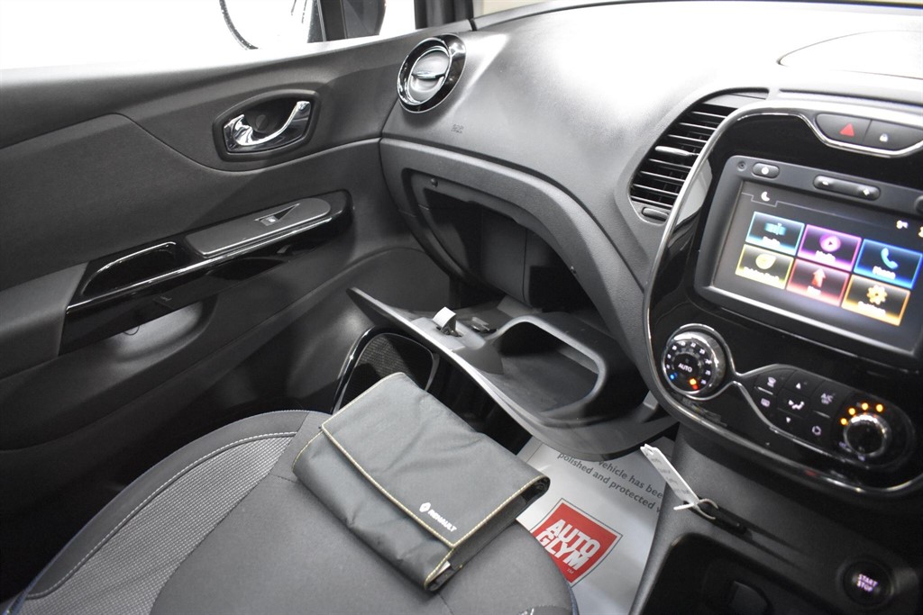 Used Renault Captur 2017 for sale - 77354055: Photo 48